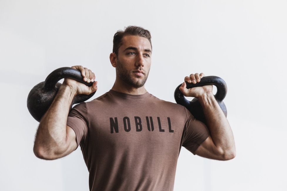 nobull_e383a1e383b3e382ba_te382b7e383a3e38384efbc88e5ae9ae795aae382abe383a9e383bcefbc89_e38396e383a9e382a6e383b3.jpg Nobull メンズ Tシャツ(定番カラー) ブラウン - 画像 (1)