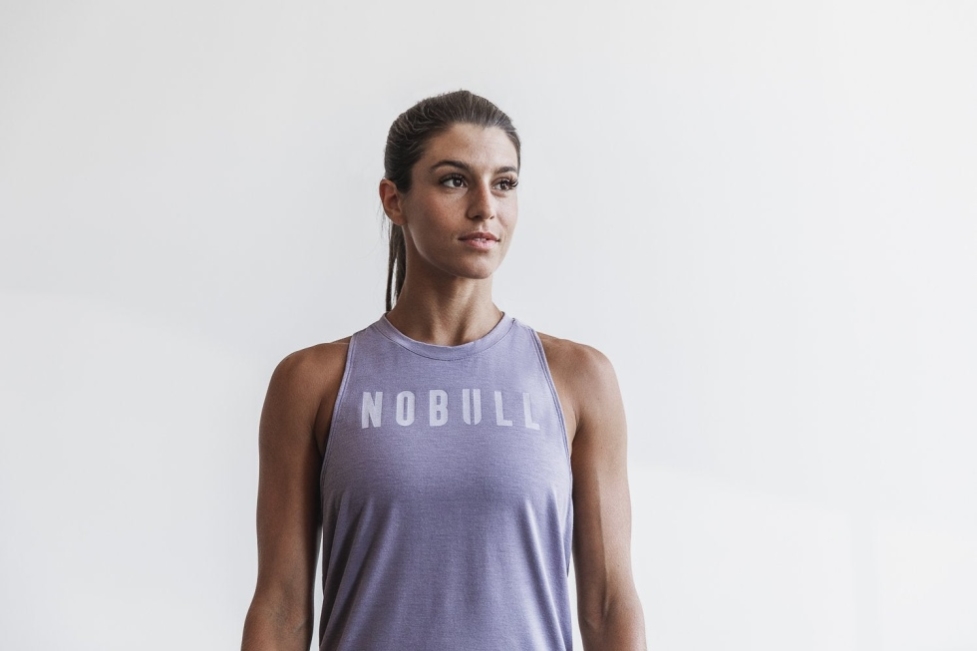 nobull_e383ace38387e382a3e383bce382b9_e3838fe382a4e3838de38383e382afe382bfe383b3e382afe38388e38383e38397efbc88e697ace889b2.jpg Nobull レディース ハイネックタンクトップ(旬色) ラベンダー - 画像 (1)