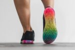 ノブル レディース トレーナー ブラック ネオン グリッチ - 画像 (2)