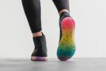 ノブル レディース ハイトップ トレーナー ブラック ネオン グリッチ - 画像 (2)