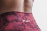 Nobull ハイライズ ショート 6" (タイダイ) ラバ - 画像 (3)
