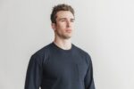 Nobull メンズ ヘビーウェイト ロングスリーブ ポケット Tシャツ インク - 画像 (2)