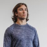 Nobull メンズ ライトウェイト テクスチャード ロングスリーブ Tシャツ (迷彩) ネイビー