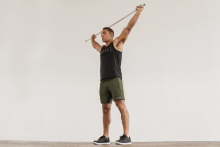 Nobull メンズ ライトウェイト ニット ショートパンツ 7" オリーブ