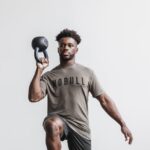 Nobull メンズ Tシャツ (クラシックカラー) ダークフォールドロック