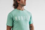 Nobull メンズ Tシャツ (明るい色) アクア - 画像 (2)