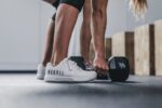 Nobull レディース クロスフィット トレーナー プラス ホワイト - 画像 (2)