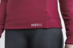 Nobull レディース パフォーマンス プルオーバー パーカー ディープワイン - 画像 (3)