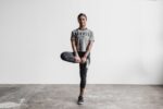 Nobull レディース ボクシー ティー (迷彩) グレー