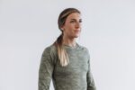 Nobull レディース ライトウェイト テクスチャード ロングスリーブ Tシャツ (迷彩柄) アーミー