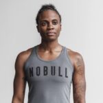 Nobull レディース レーサーバック タンク (クラシックカラー) ダークグレー