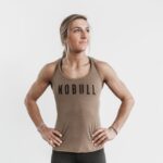 Nobull レディース レーサーバック タンク (クラシックカラー) ロック