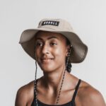 Nobull Japan Boonie は トープ を持っています