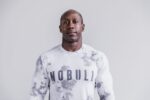 NobullメンズロングスリーブTシャツ（ディップダイ）ホワイト＆クラウド - 画像 (4)