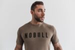 NobullメンズTシャツ（クラシックカラー）ロック - 画像 (2)