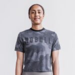 Nobullレディースボクシーティー（迷彩）チャコール
